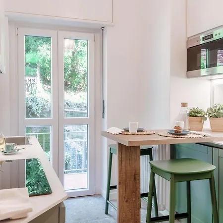 Apartment The Hills - By Myhomeincomo Como