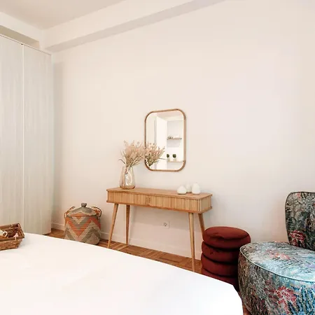 Apartamento The Hills - By Myhomeincomo