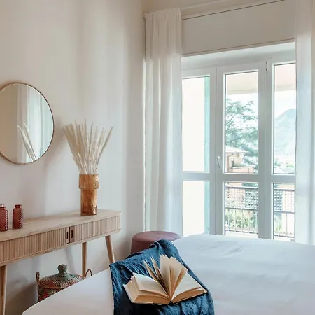 The Hills - By Myhomeincomo コモ