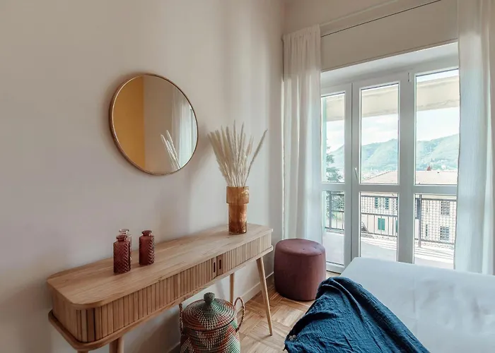 The Hills - By Myhomeincomo