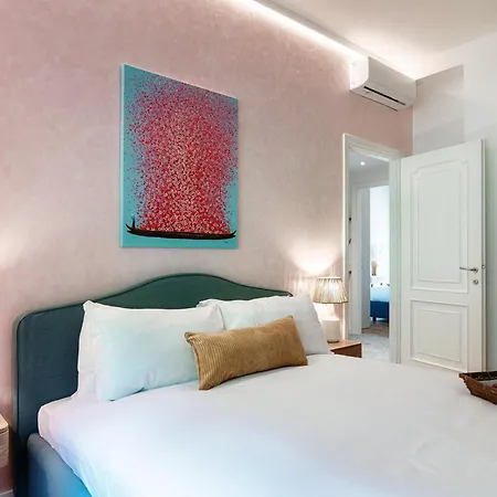 The Hills - By Myhomeincomo *